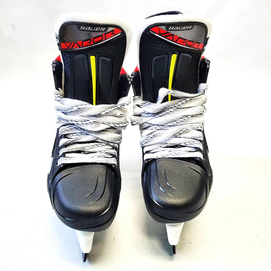 Bauer Vapor 2X Pro - Pro Stock Hockey Skates - Size 5.5 Fit 2