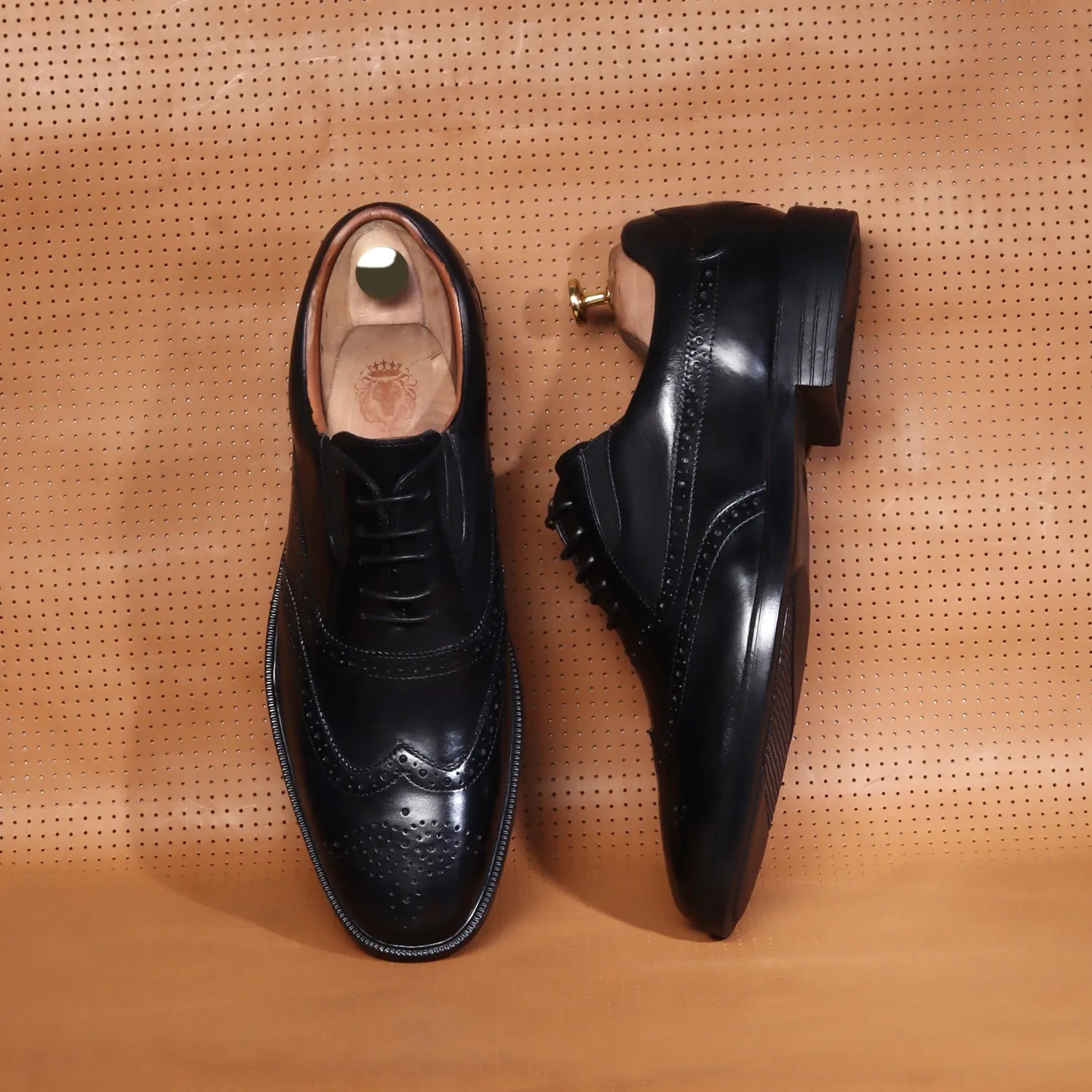 Black Leather Punching Brogue Oxford Lace-Up Shoe