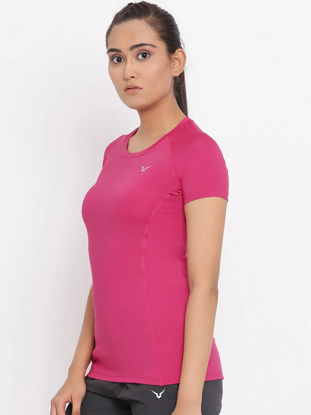 Invincible Women’s Stretch Round Neck Solid Tee