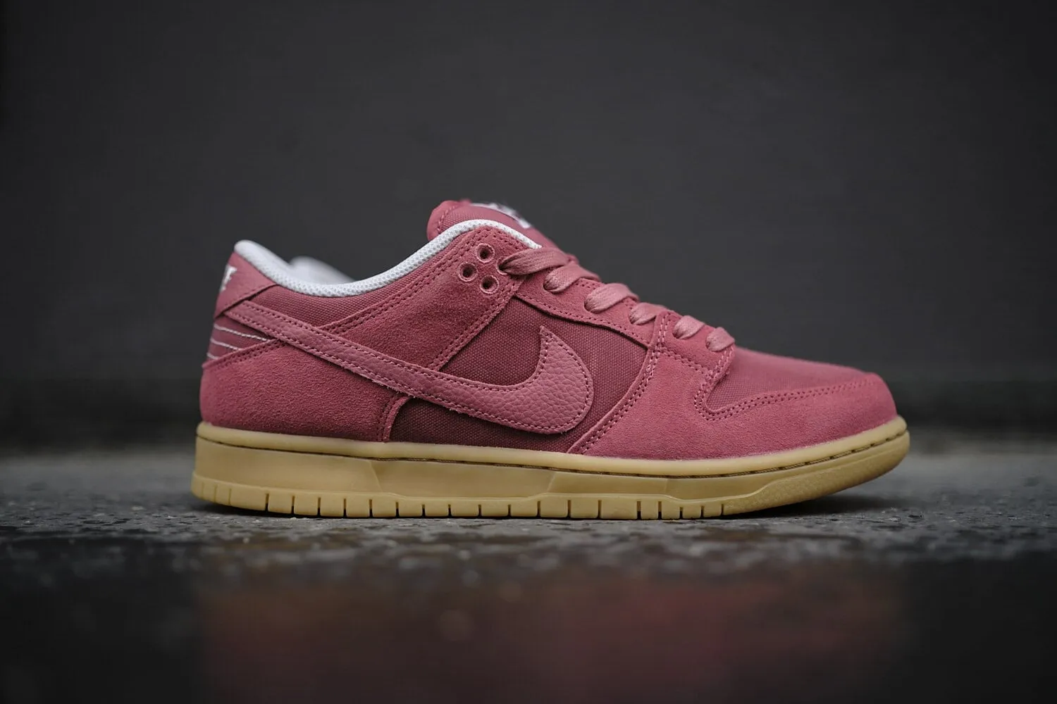 Nike SB Dunk Low Pro Premium Adobe Unisex Skateschuhe